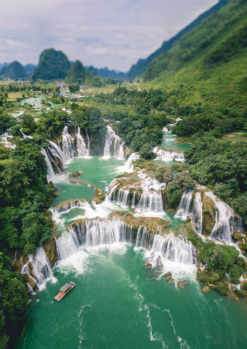 https://www.familytravel.com.vn/index.php?route=product/category&path=100